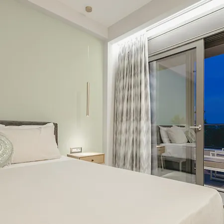 Water Village - The Sarakinádhon